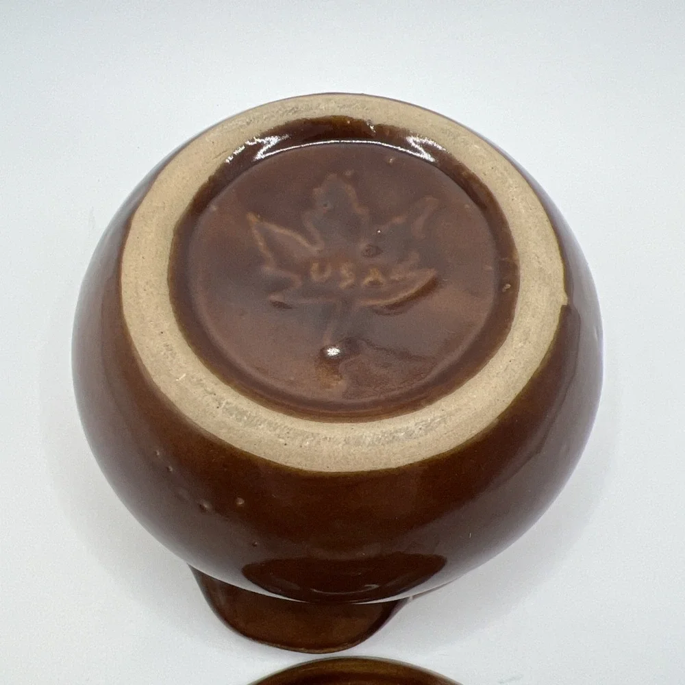 Monmouth Western Stoneware USA Brown Drip Glazed‎ Bean Pot Bowl with Lid